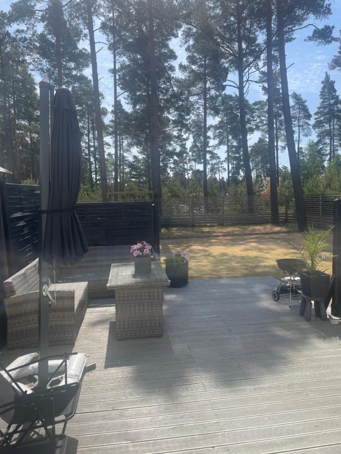 Nyrenoverad Lagenhet Åhus Buitenkant foto